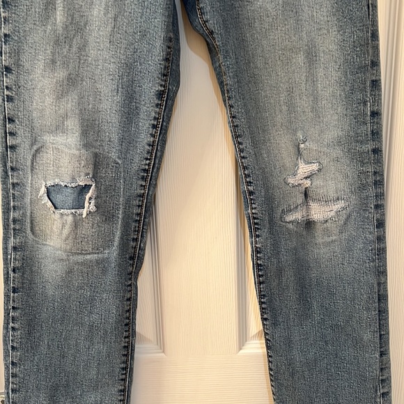 Old Navy Karate Slim built-in flex max jeans - Picture 3 of 6